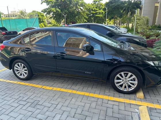 HONDA CIVIC 1.8 LXS 16V FLEX 4P AUTOMÁTICO